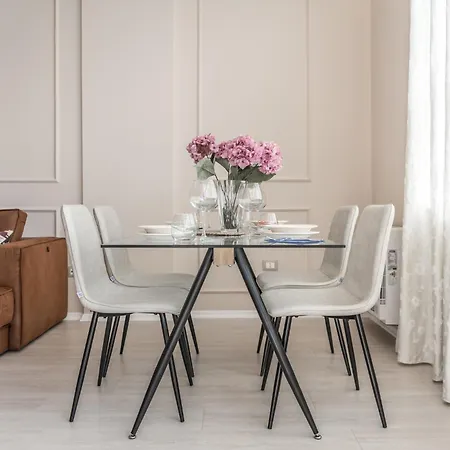 Apartament Luxury Block District