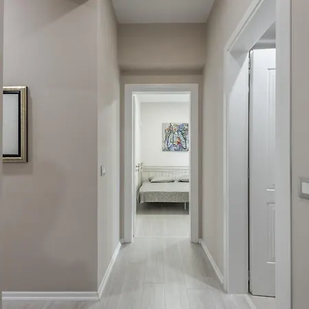 Luxury Block District * טיראנה